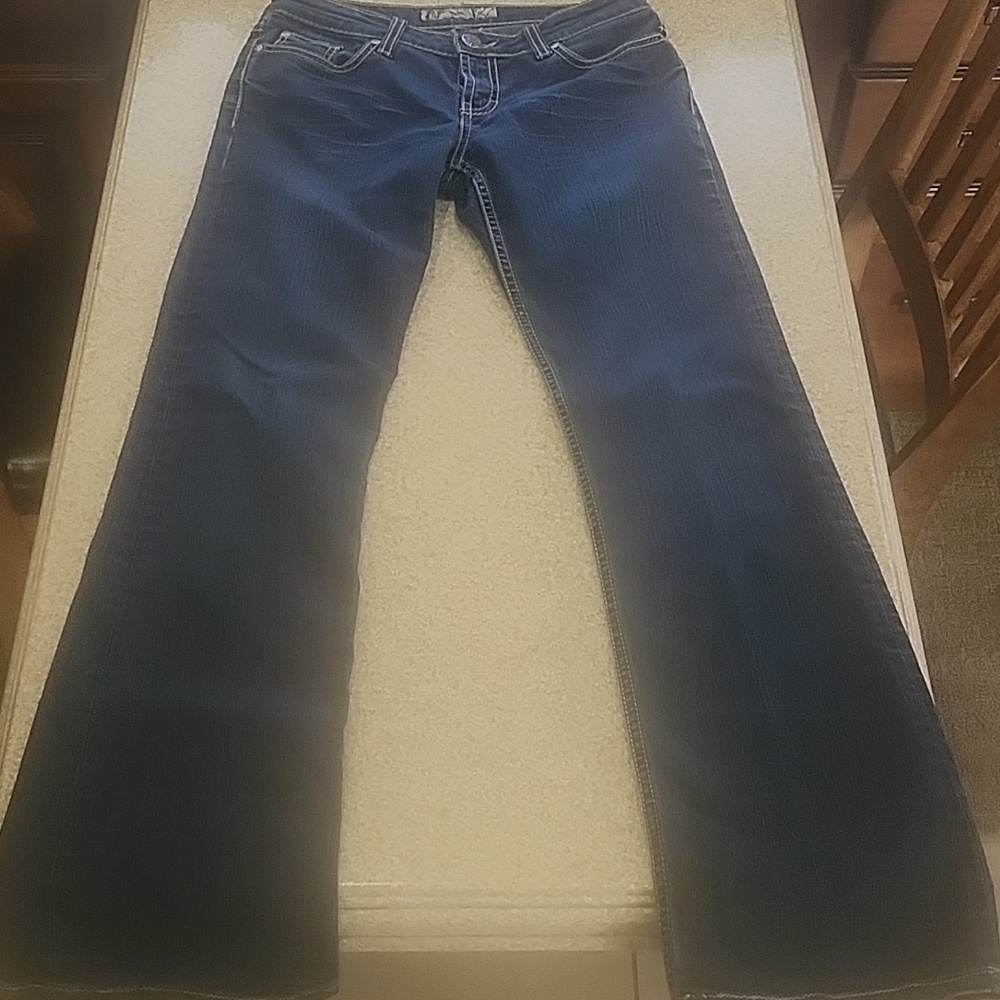 BKE Kate Boot Cut Jeans Size 28x31 EUC - Picture 10 of 15